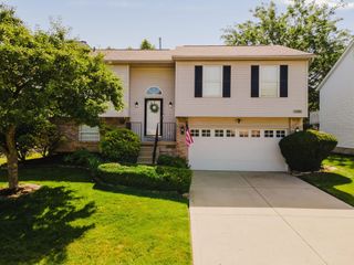 1390 Wild Oats Drive, Columbus, OH 43204