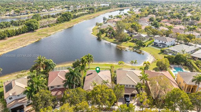 766 Sunflower Cir, Weston, FL 33327