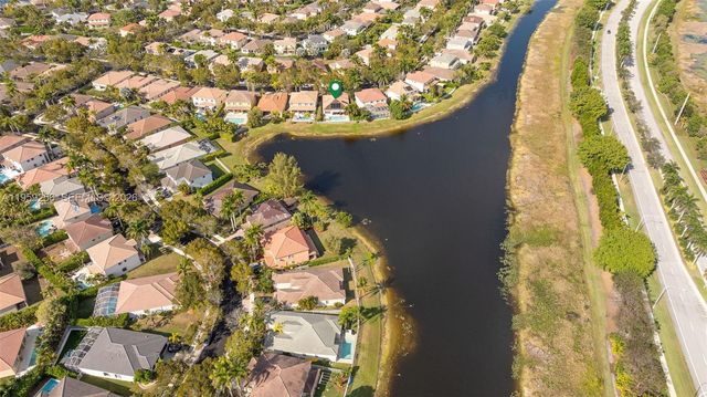 766 Sunflower Cir, Weston, FL 33327