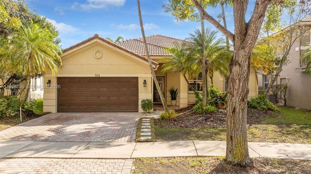 766 Sunflower Cir, Weston, FL 33327