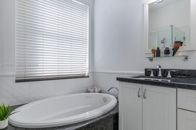 766 Sunflower Cir, Weston, FL 33327