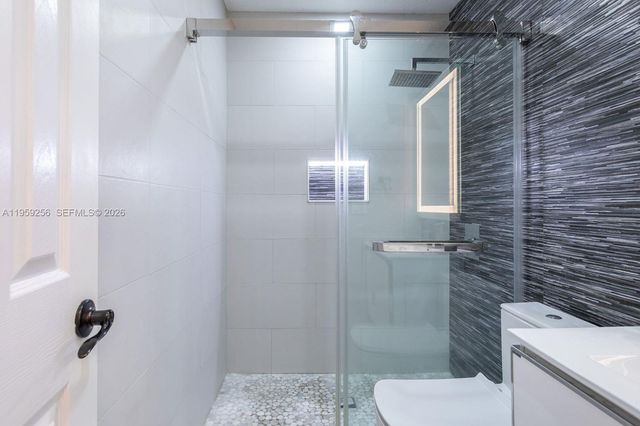 766 Sunflower Cir, Weston, FL 33327