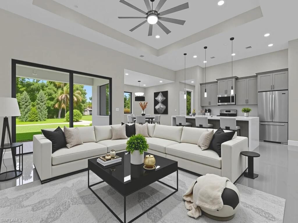 611 LINCOLN AVE, LEHIGH ACRES, FL 33972 — photo 3