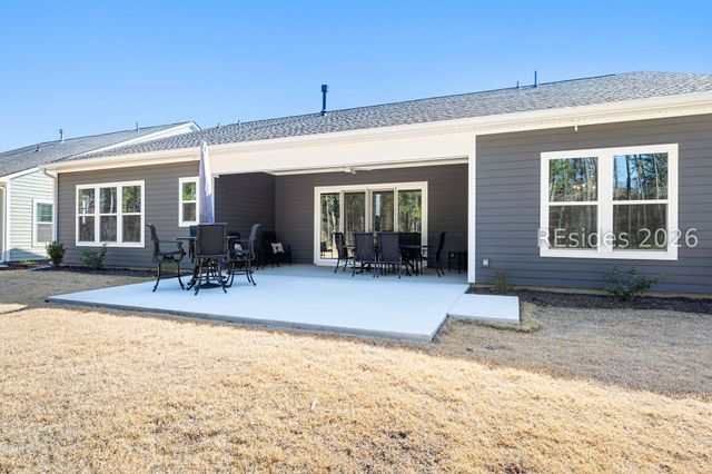 2114 Laurel Oak Ave, Hardeeville, SC 29927