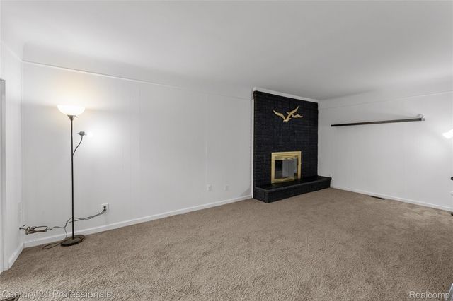 38106 Rockhill Street, Clinton Charter Township, MI 48036