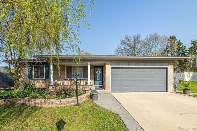 38106 Rockhill Street, Clinton Charter Township, MI 48036
