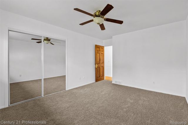 38106 Rockhill Street, Clinton Charter Township, MI 48036