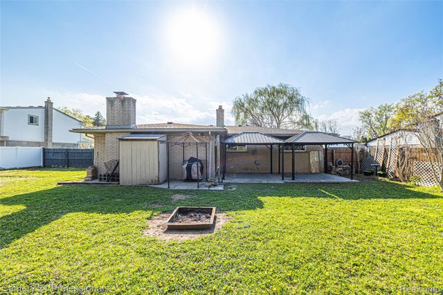 38106 Rockhill Street, Clinton Charter Township, MI 48036