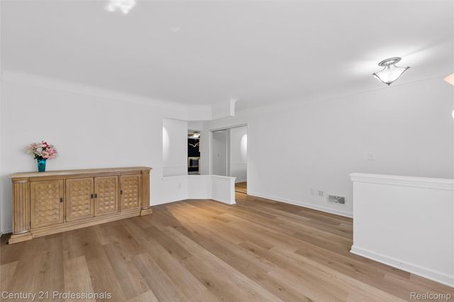 38106 Rockhill Street, Clinton Charter Township, MI 48036