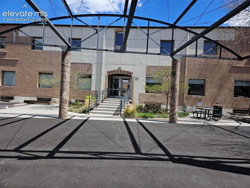 219 W Colorado Avenue 106, Colorado Springs, CO 80903 — exterior