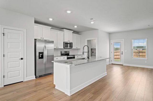 9509 Demure DR 5, Manor, TX 78653