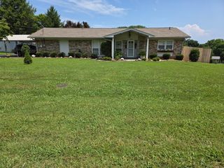 496 Sunset Dr, Sparta, TN 38583