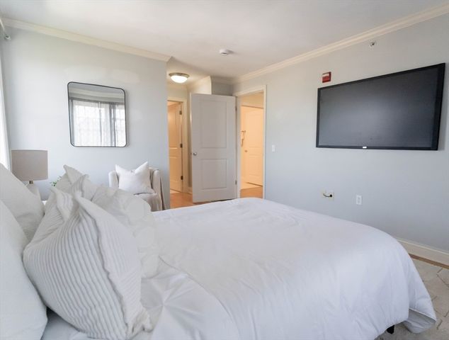 545 Page St 301, Stoughton, MA 02072