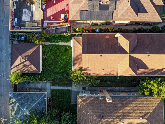 1138 N Central Avenue, Chicago, IL 60651