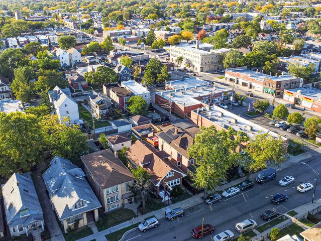 1138 N Central Avenue, Chicago, IL 60651
