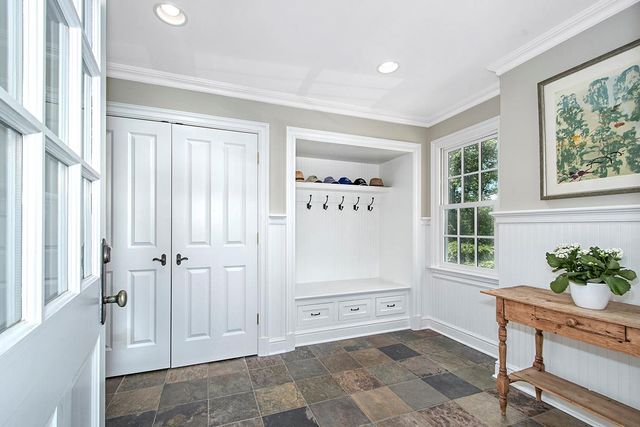 35 Overlook Drive, Chappaqua, NY 10514