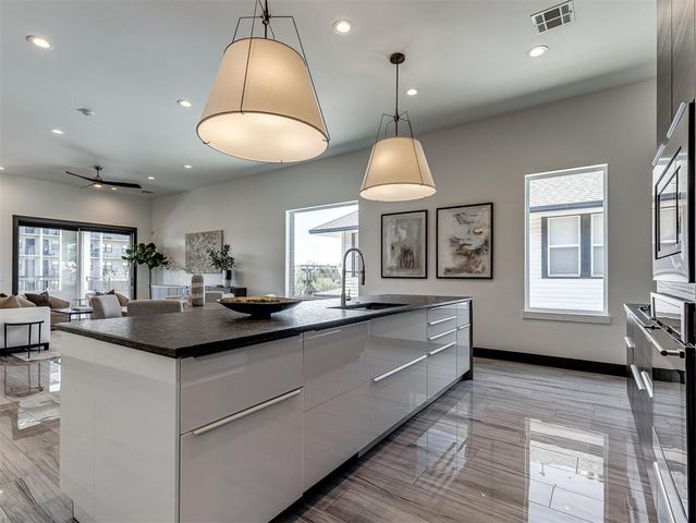 911 NW 13 Street A, Oklahoma City, OK 73106