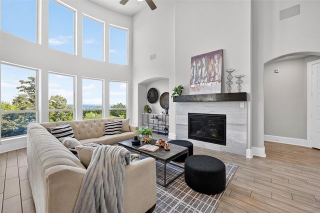 2400 Sunset Vista CIR 39, Spicewood, TX 78669