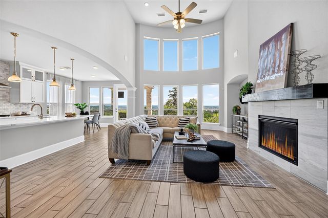 2400 Sunset Vista CIR 39, Spicewood, TX 78669