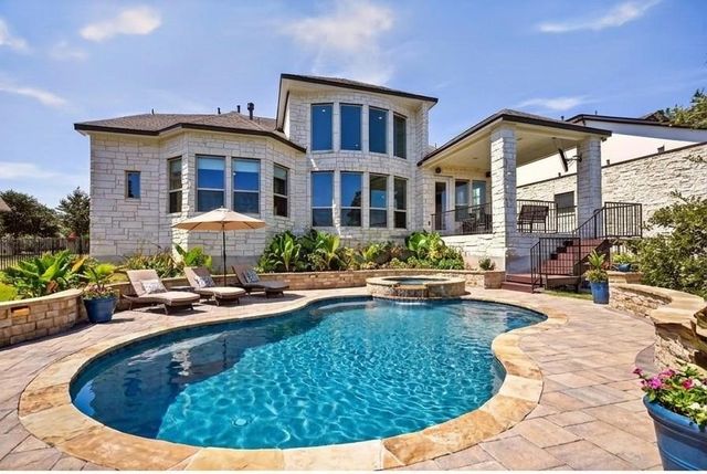 2400 Sunset Vista CIR 39, Spicewood, TX 78669