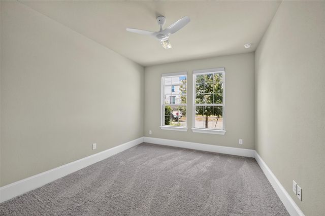 2400 Sunset Vista CIR 39, Spicewood, TX 78669