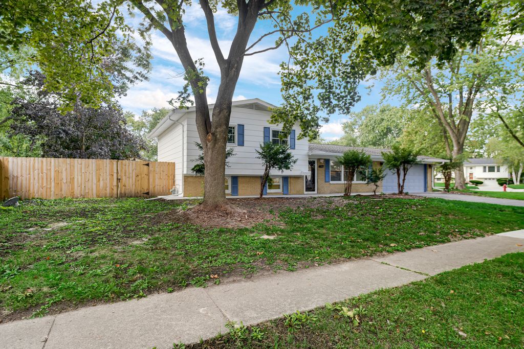7180 Edgebrook Lane, Hanover Park, IL 60133 — exterior