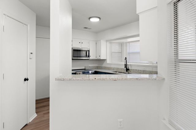 3 Spur Cove, Little Rock, AR 72211