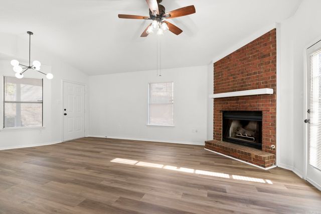 3 Spur Cove, Little Rock, AR 72211