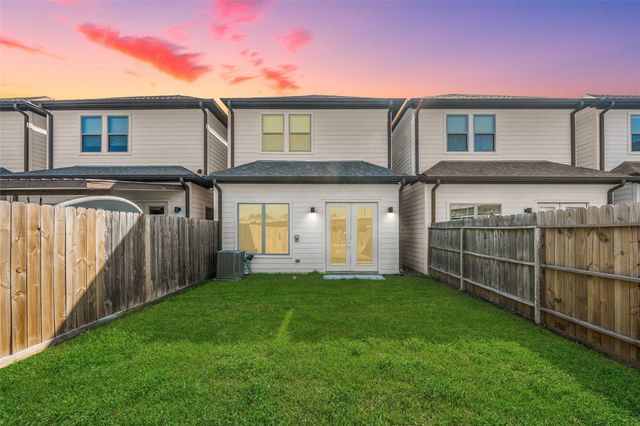 1707 Freeman Street, Houston, TX 77009