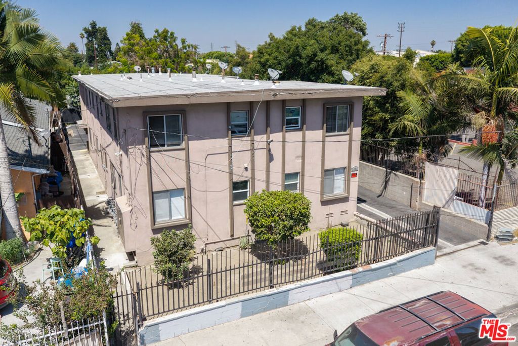 1433 E 61st Street, Los Angeles, CA 90001 — exterior