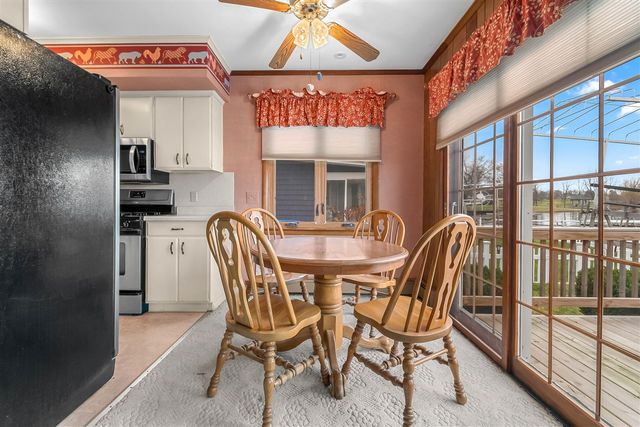 2038 Ash Te Wette Beach Drive, Hillsdale, MI 49242