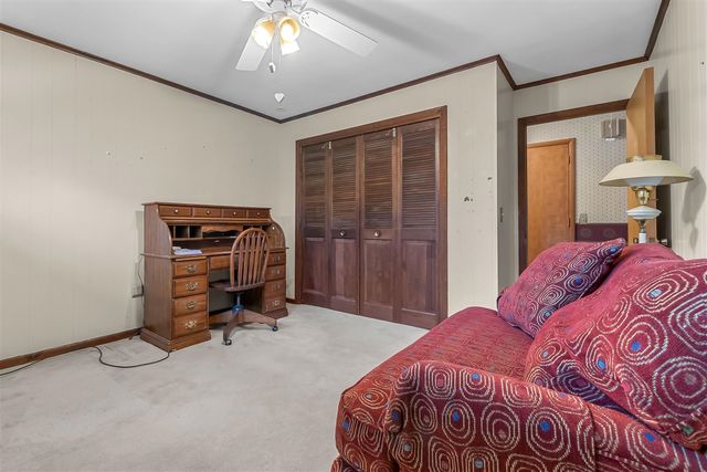 2038 Ash Te Wette Beach Drive, Hillsdale, MI 49242