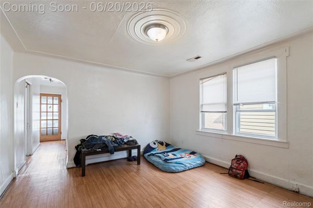 11418 Sobieski Street, Hamtramck, MI 48212