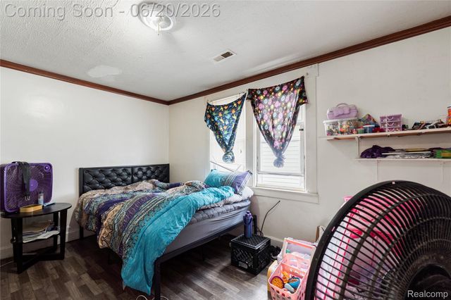 11418 Sobieski Street, Hamtramck, MI 48212