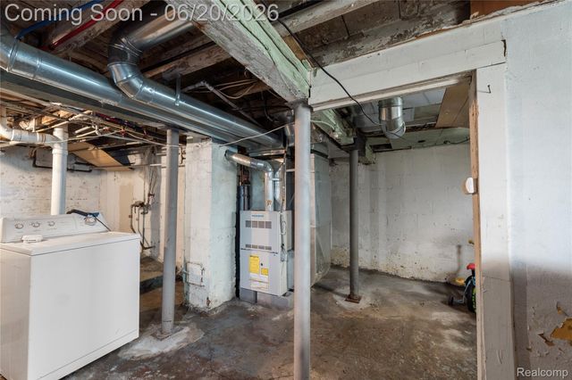 11418 Sobieski Street, Hamtramck, MI 48212
