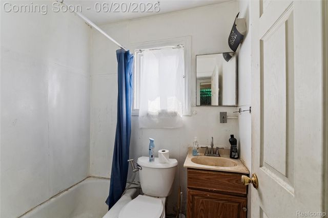 11418 Sobieski Street, Hamtramck, MI 48212