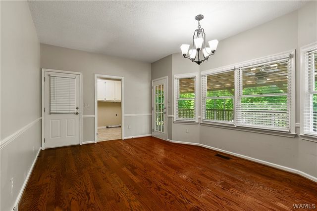 12399 Hunters Pointe, Northport, AL 35475