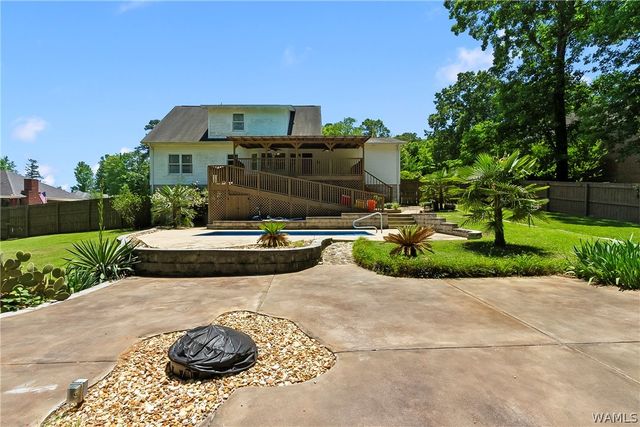 12399 Hunters Pointe, Northport, AL 35475
