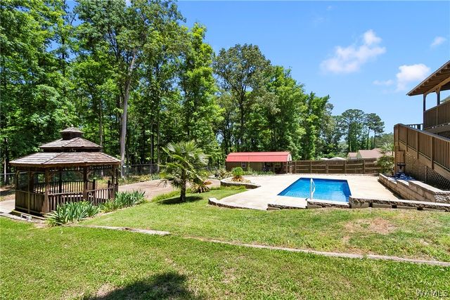 12399 Hunters Pointe, Northport, AL 35475