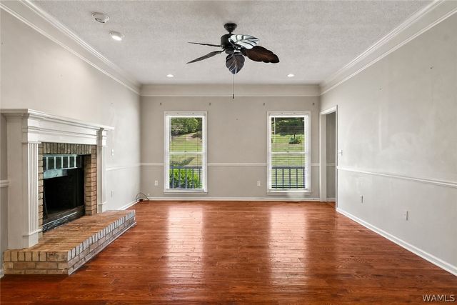 12399 Hunters Pointe, Northport, AL 35475