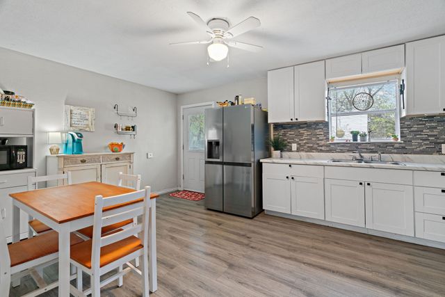 707 N Walnut Street, Weatherford, TX 76086