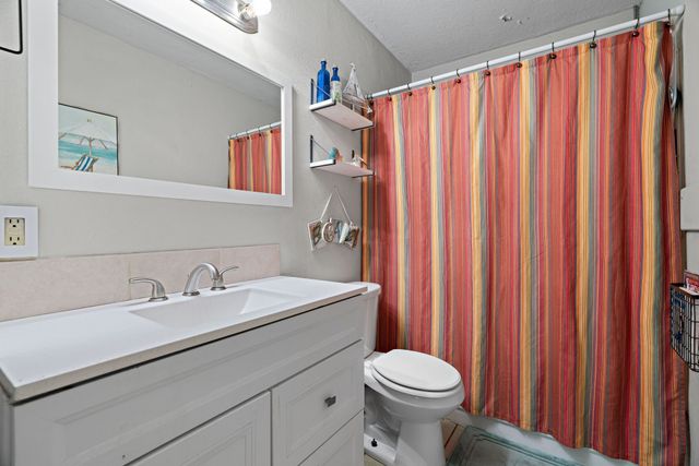 707 N Walnut Street, Weatherford, TX 76086