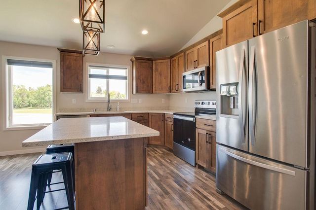 4514 13th Street S, Moorhead, MN 56560