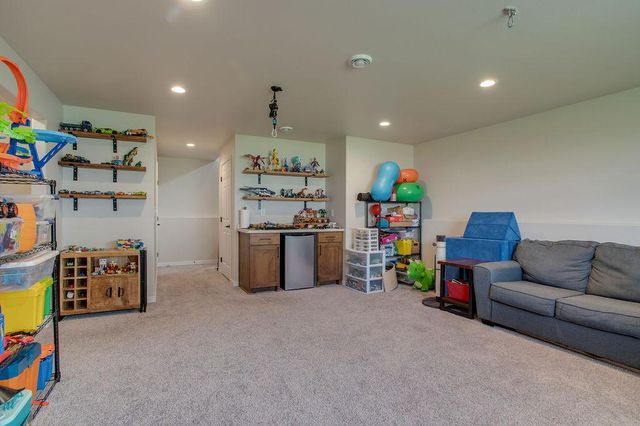 4514 13th Street S, Moorhead, MN 56560