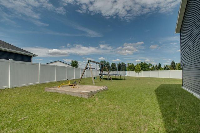 4514 13th Street S, Moorhead, MN 56560