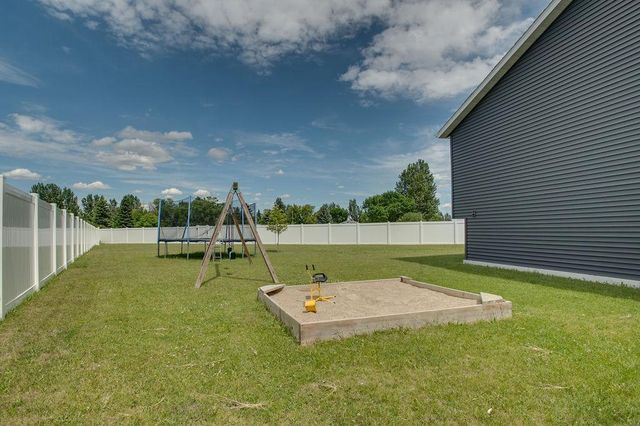 4514 13th Street S, Moorhead, MN 56560
