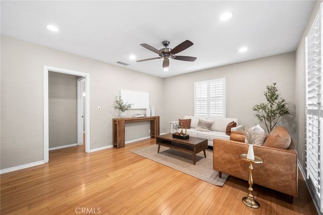 864 W 31st, Long Beach, CA 90806