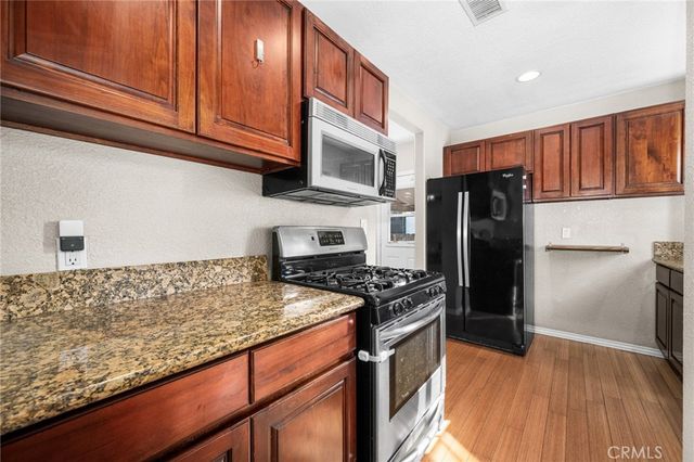 864 W 31st, Long Beach, CA 90806