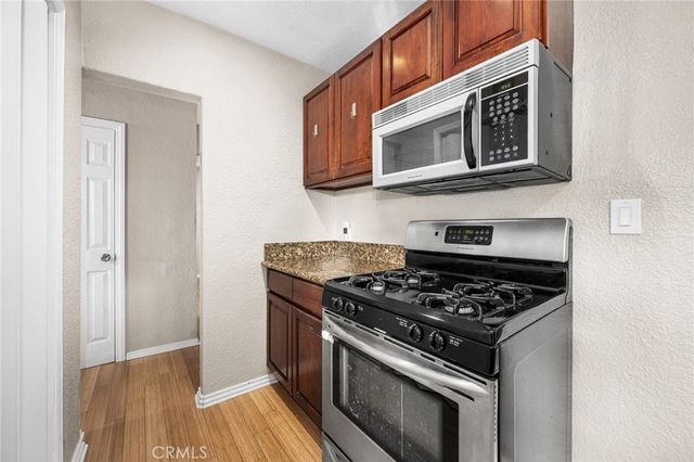 864 W 31st, Long Beach, CA 90806