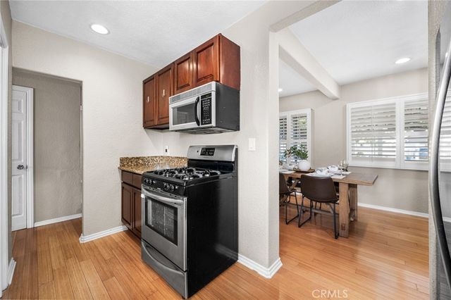 864 W 31st, Long Beach, CA 90806